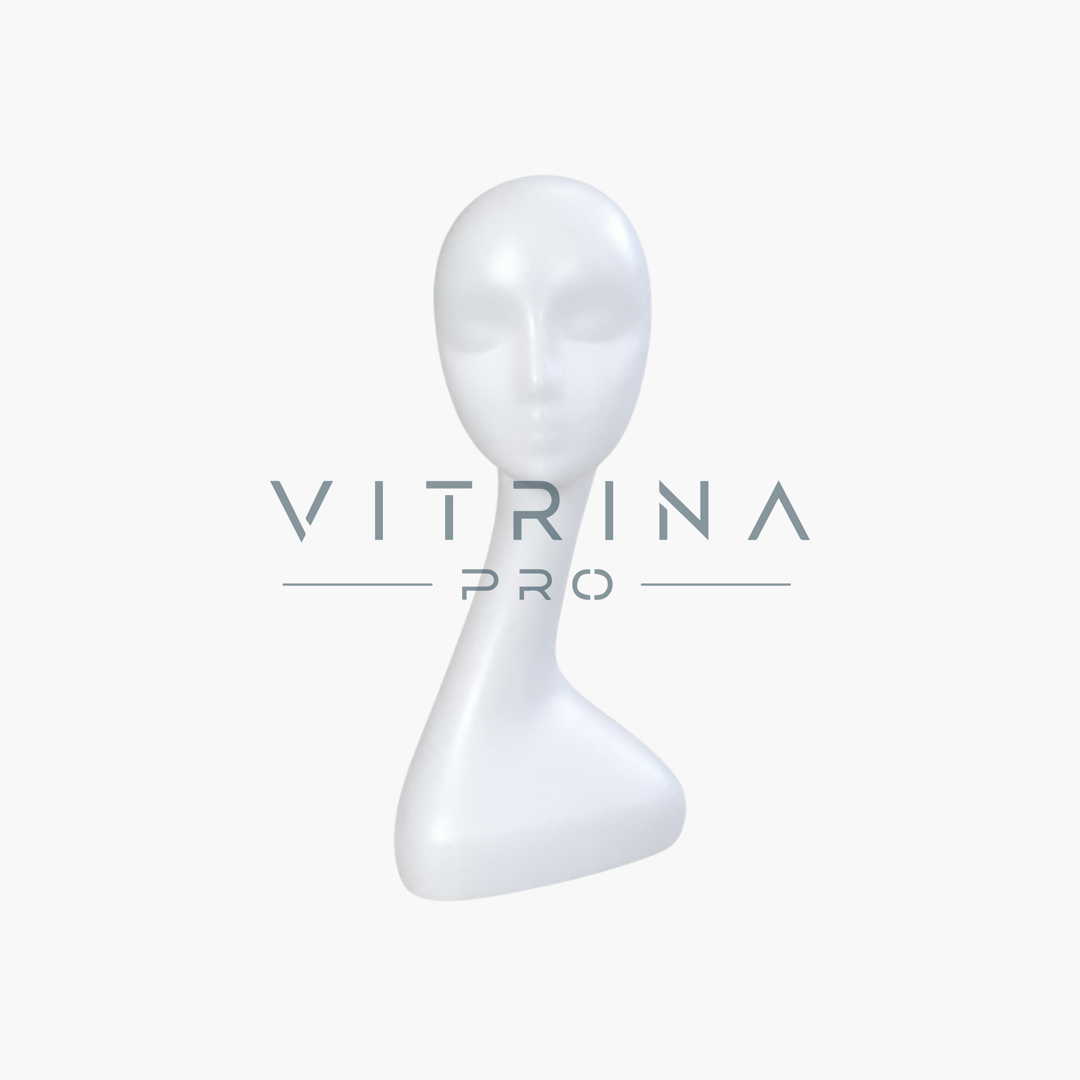 Tête de mannequin abstraite avec yeux sculptés et cou long